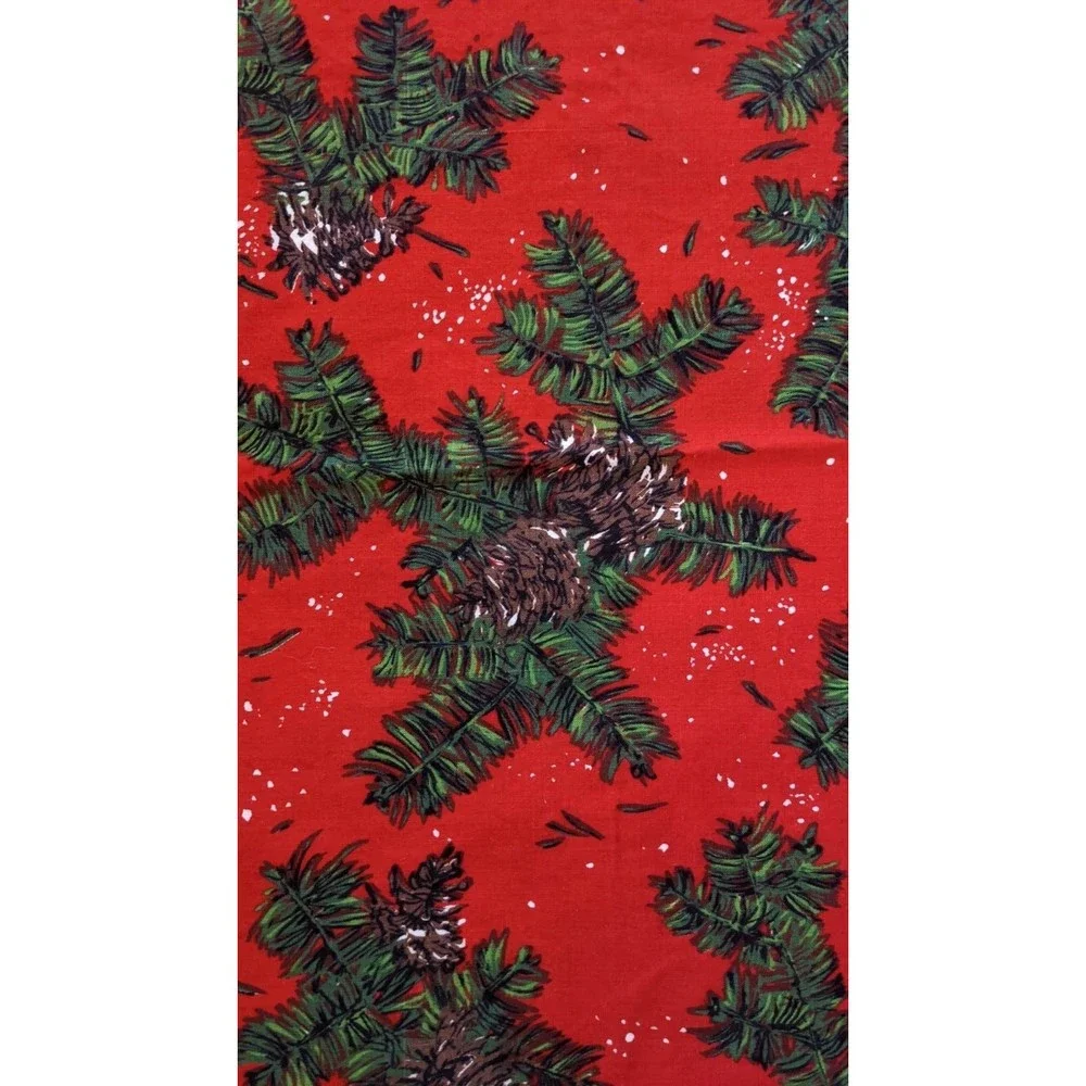 Vintage Mid Century Christmas Table Cloth Indian‎ Head Mills Fabric Snowy Pine